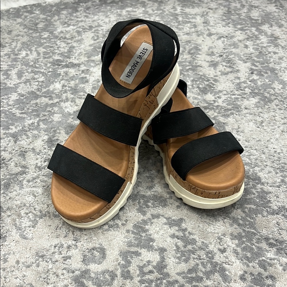 Steve Madden Black Platform Sandal